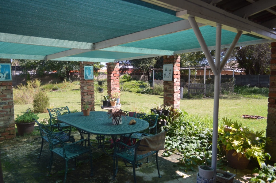 4 Bedroom Property for Sale in Flamwood North West